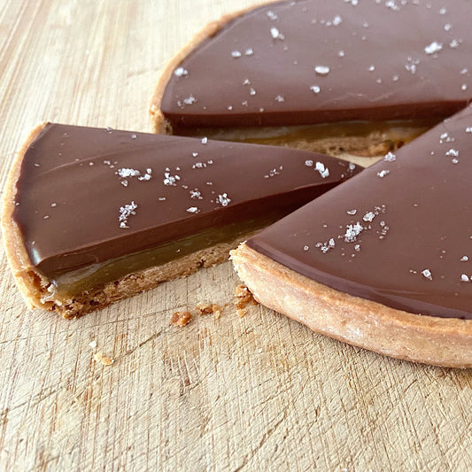 Crostata al caramello salato e cioccolato